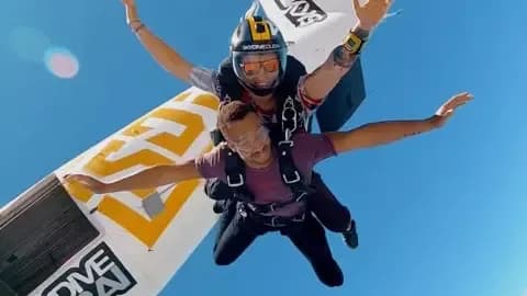 Tandem Skydive over Palm Jumeirah — photo 2