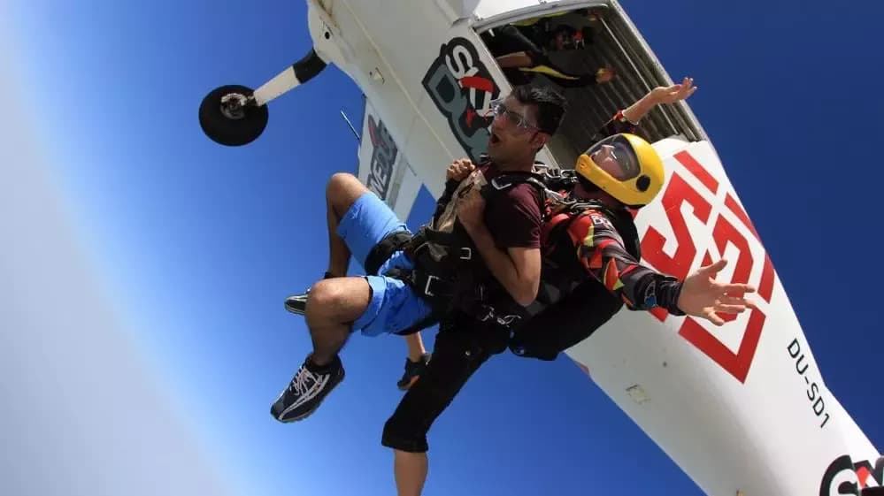Tandem Skydive over Palm Jumeirah — photo 3