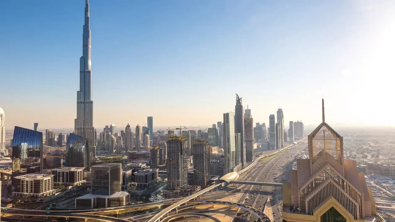 Modern Dubai Tour with Dhow Cruise – from Abu Dhabi, RAK or Fujairah (Russian-Speaking Guide) — photo 1
