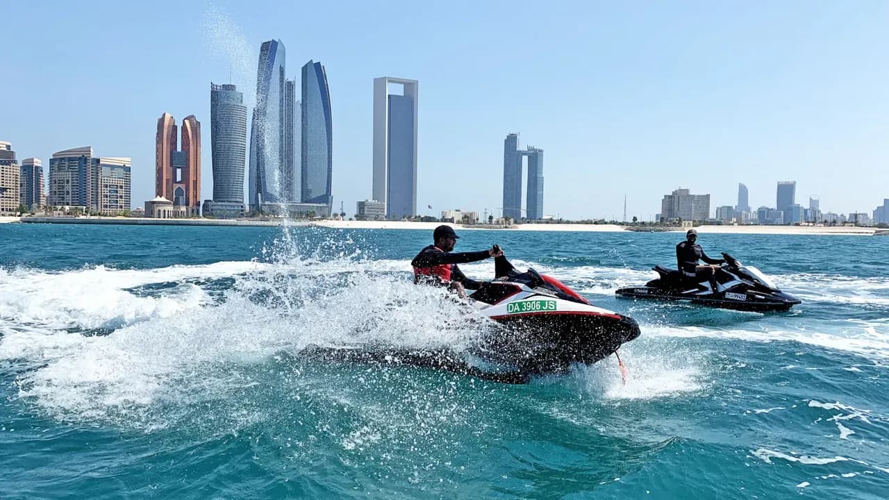 Jet Ski Ride on the Abu Dhabi Corniche — photo 1