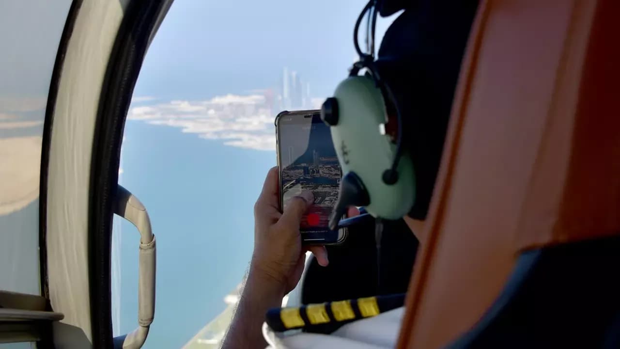Helicopter Tour over Abu Dhabi — photo 5