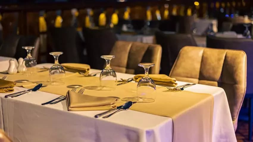 Alexandra Dhow Dinner Cruise in Dubai Marina — photo 6