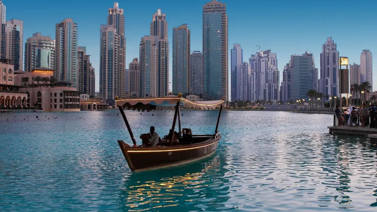 Dubai Fountain Lake Ride (Abra Boat) — photo 4
