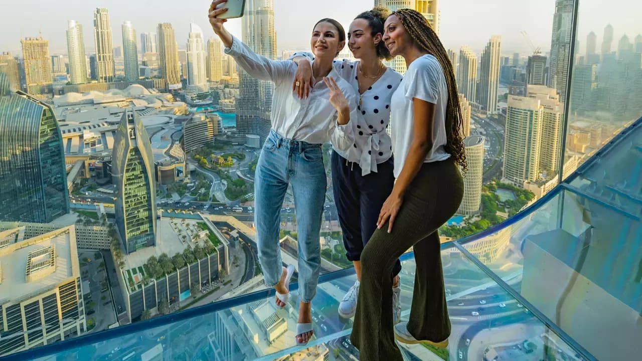 Sky Views Dubai – Edge Walk & Glass Slide — photo 4